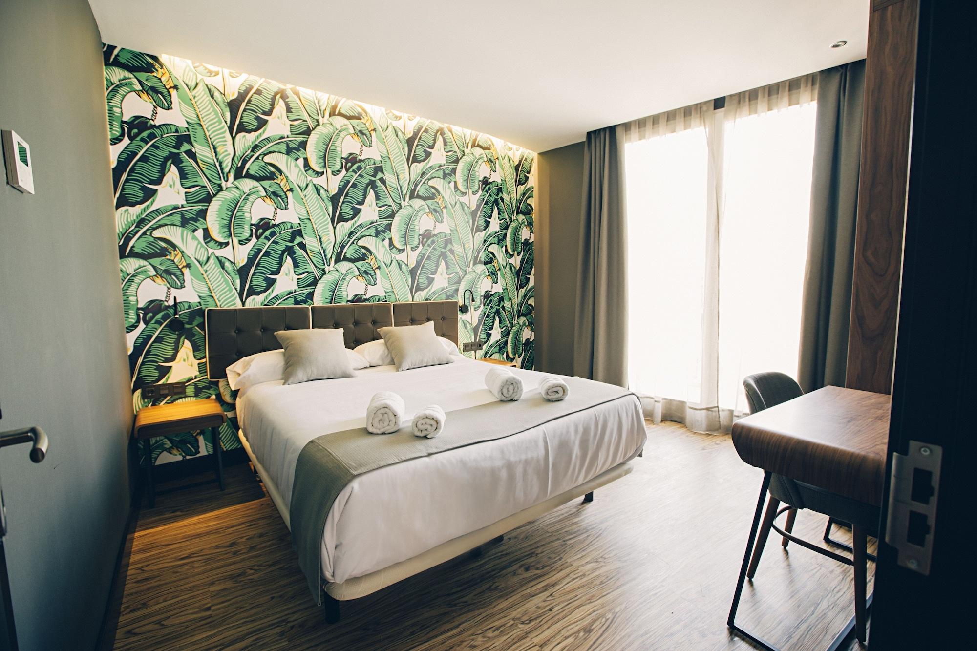 Malaga Premium Hotel Екстер'єр фото